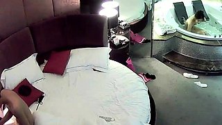 Ma chienne french amateur couple hidden cam 1