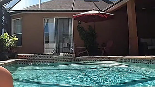 Deepend Underwater Masturbation Orgasm