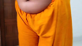 Arabian Collage Girl Morning Workout!