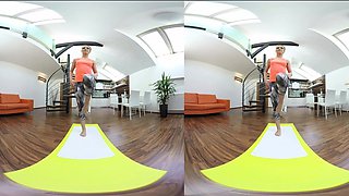 Electric Alexis Crystal Does Nude Yoga And Has Voyeur VR