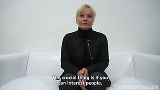 Hot Blonde Dara: Mature Casting with a Big Booty