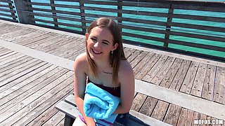 Teenage Gives Bum For Cash 1 - Public Pickups