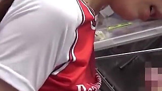 Perks-ever Seen a Beauty Flash Her Perfect Tips All Around Town? Chapter 3