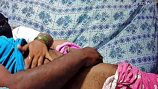 Young Indian big boobs gril sex in the bedroom