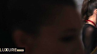 Facial smut with voluptuous Maya Woulfe from Luxure