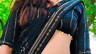 Horny Bengali secretary fucks her boss in Delhi to maintain her sexy figure